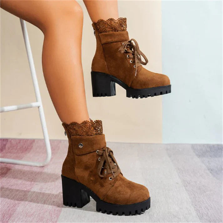 Tania | Botines con encaje y tacón grueso